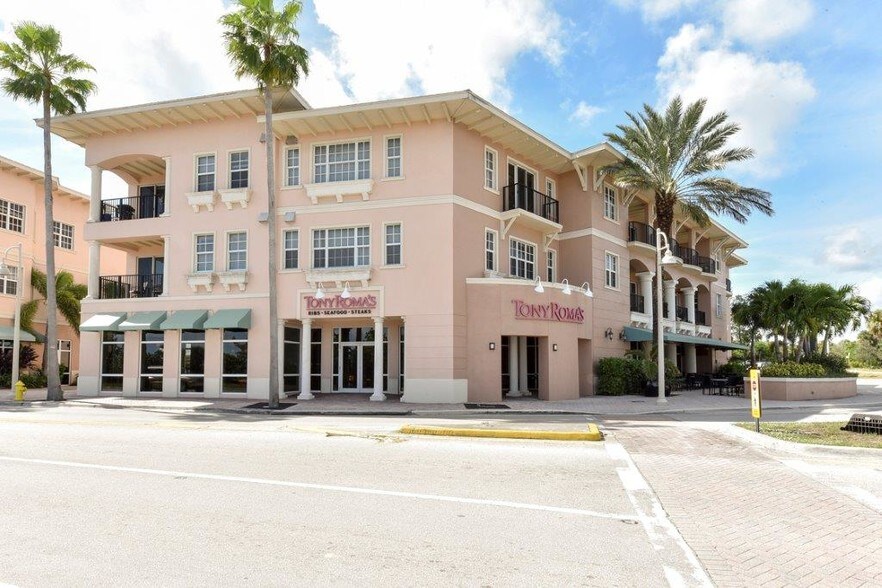 3750 NE Indian River Dr, Jensen Beach, FL 34957