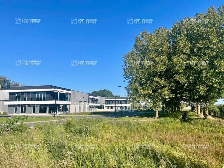 Flex in Saint-André-lez-Lille for lease - Building Photo - Image 2 of 30