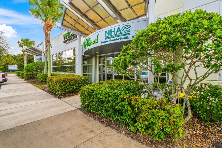 11602 Lake Underhill Rd, Orlando, FL for sale - Building Photo - Image 1 of 32