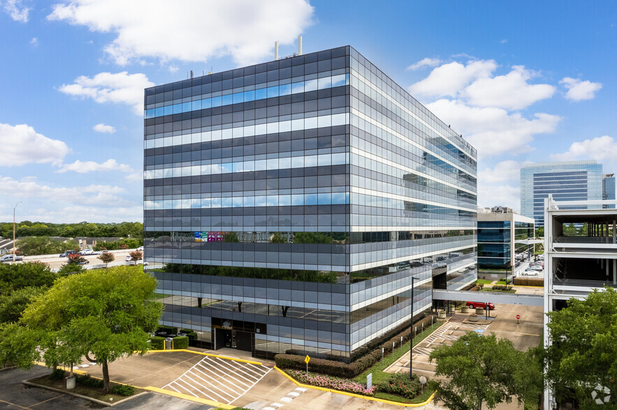 1250 W Sam Houston Pky, Houston, TX for lease - Building Photo - Image 1 of 21