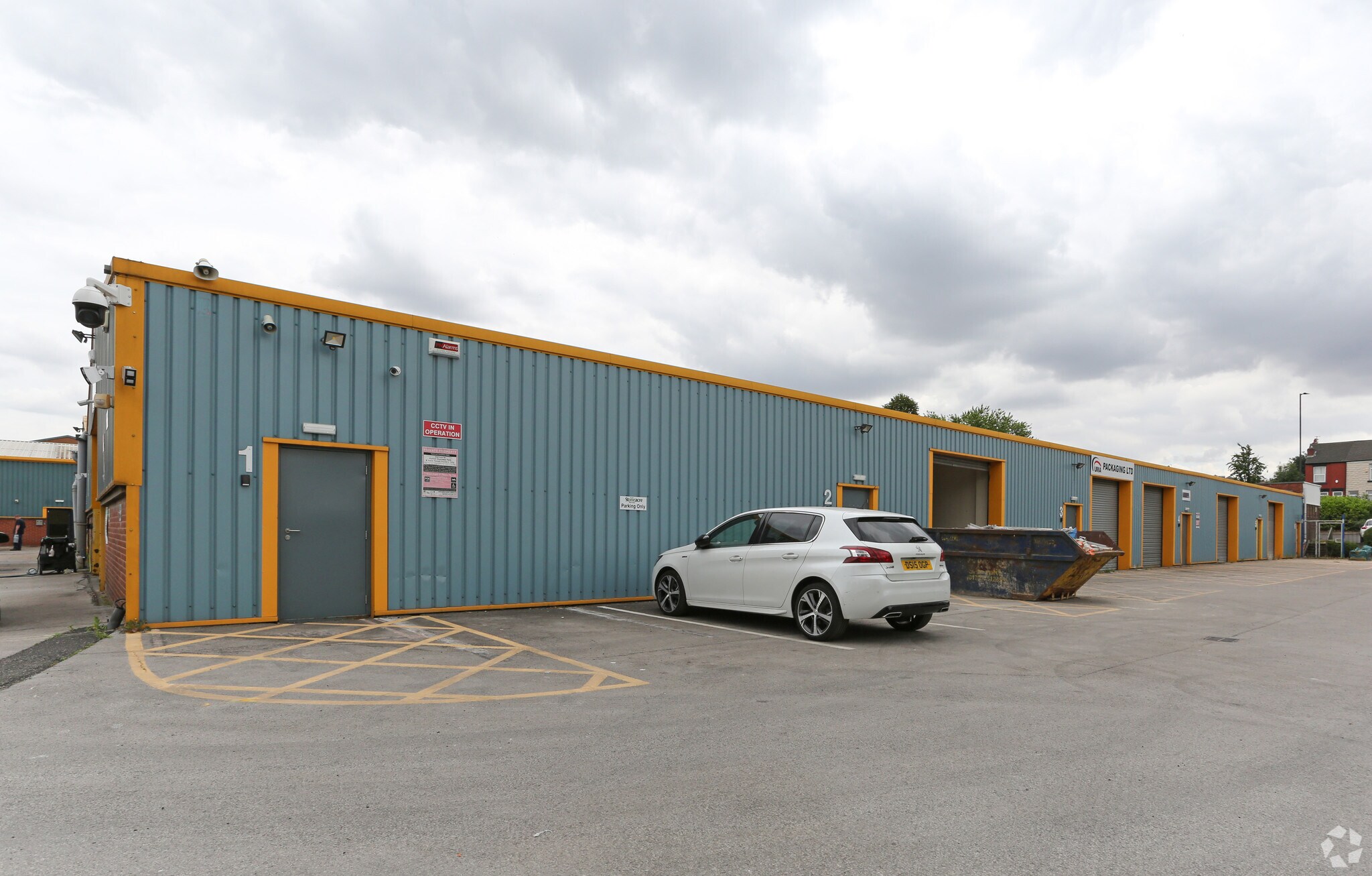 Fitzwilliam Rd, Rotherham for lease Primary Photo- Image 1 of 4