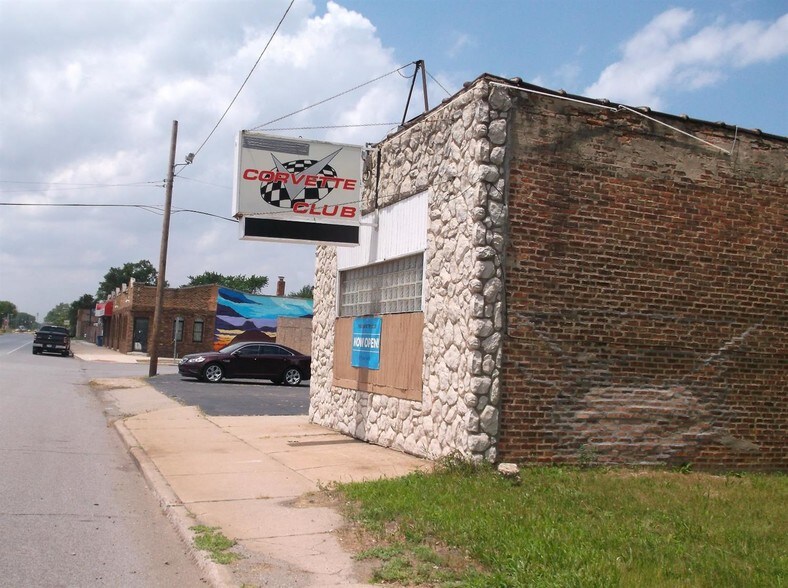 5626 W 5th Ave, Gary, IN for sale - Primary Photo - Image 1 of 1