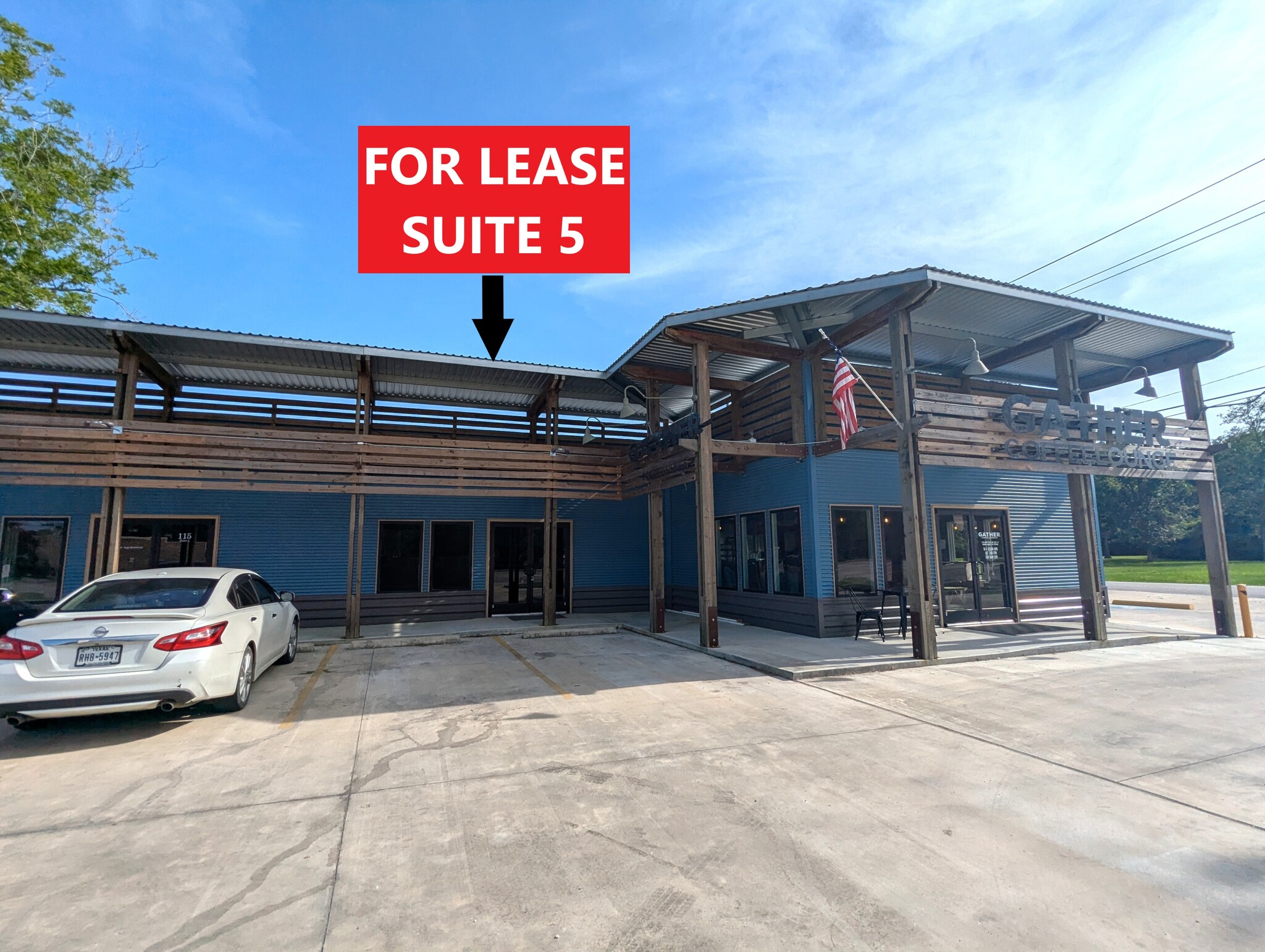 115 W 105, Sour Lake, TX for lease Building Photo- Image 1 of 8