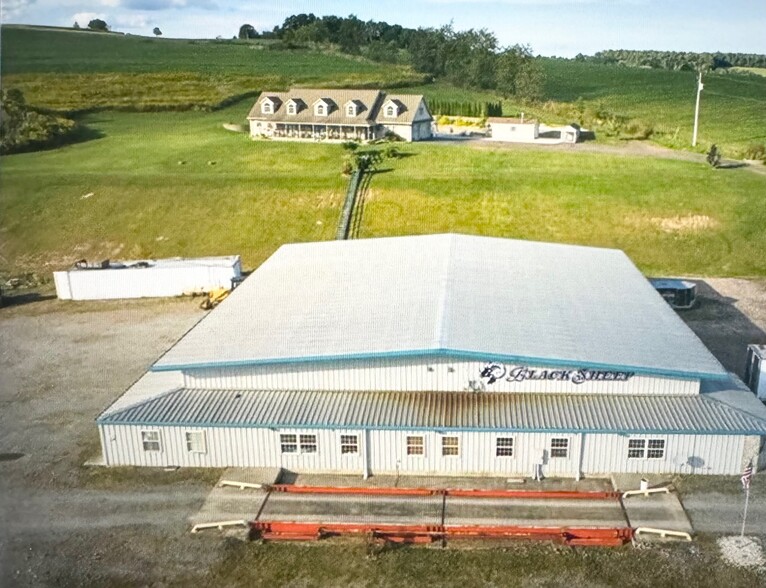 298 Cemetary Rd, Meyersdale, PA for sale - Building Photo - Image 1 of 64