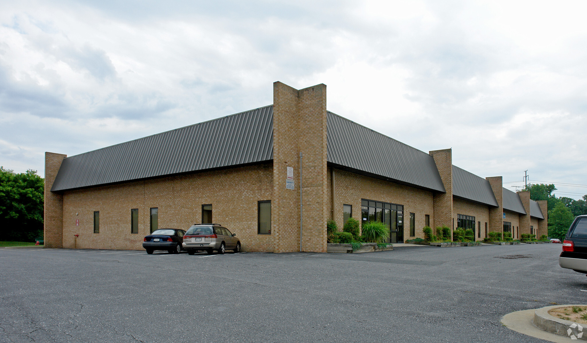 1 Nashua Ct, Essex, MD for lease Primary Photo- Image 1 of 5