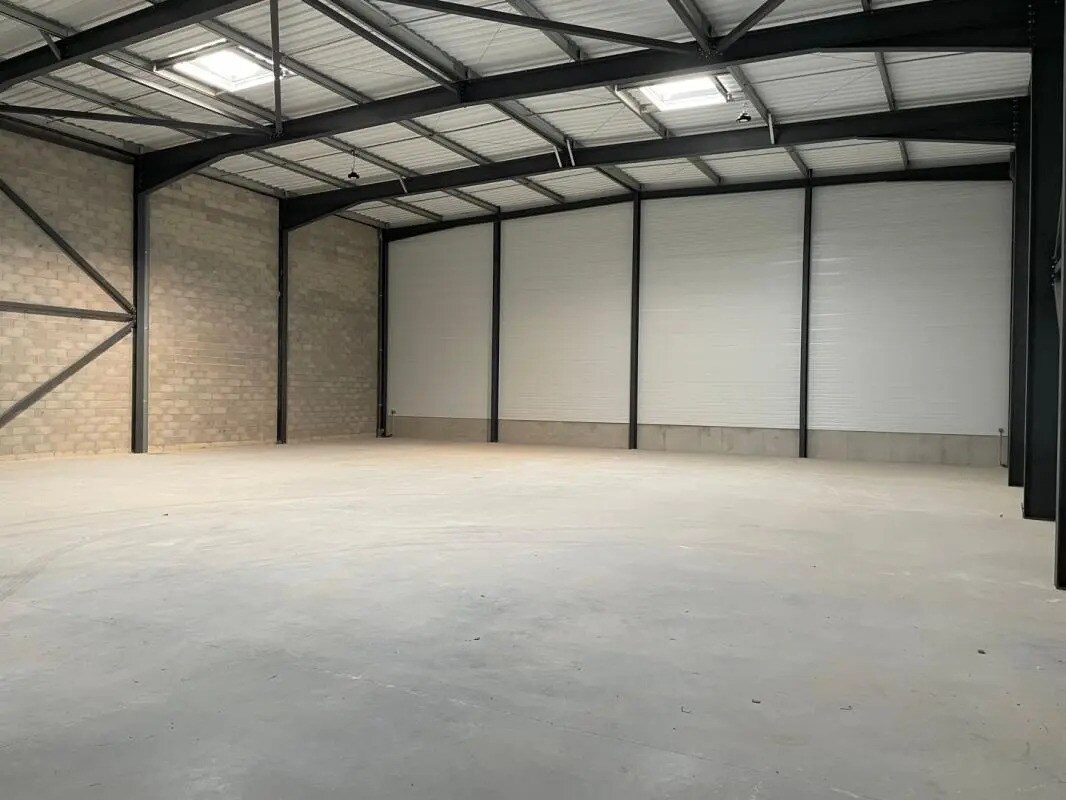Industrial in Signes for lease Interior Photo- Image 1 of 5