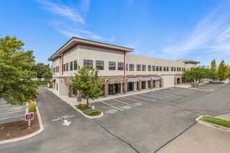 9050 W Overland Rd, Boise, ID for lease Building Photo- Image 2 of 8