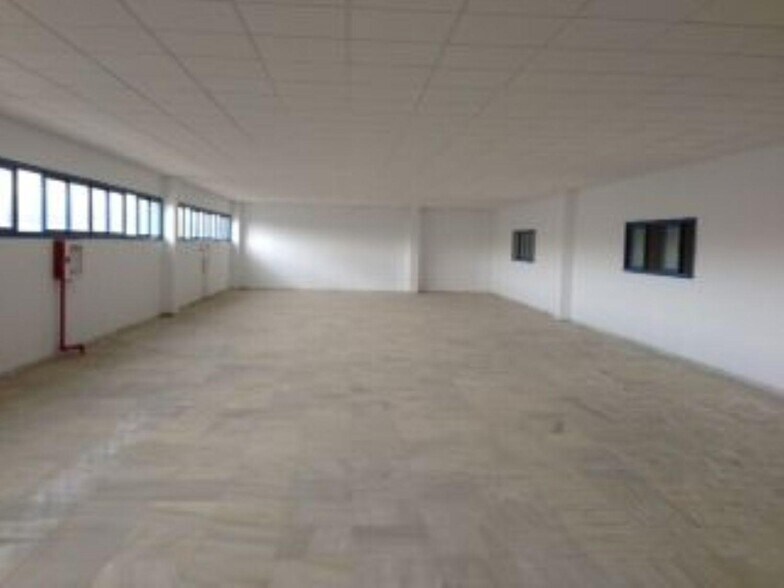 Industrial in Alcalá de Guadaíra for lease - Building Photo - Image 3 of 8