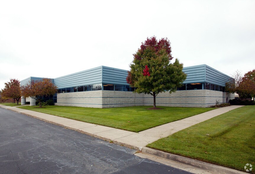 2120 43rd St SE, Grand Rapids, MI for sale - Building Photo - Image 1 of 1