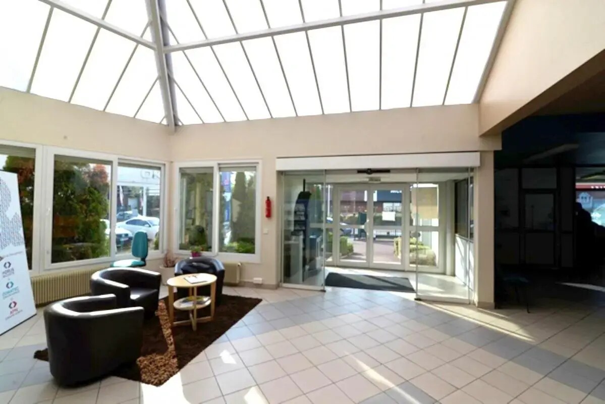 Avenue Gabriel Péri, Montesson, YVE 78360 -  -  - Interior Photo - Image 1 of 8