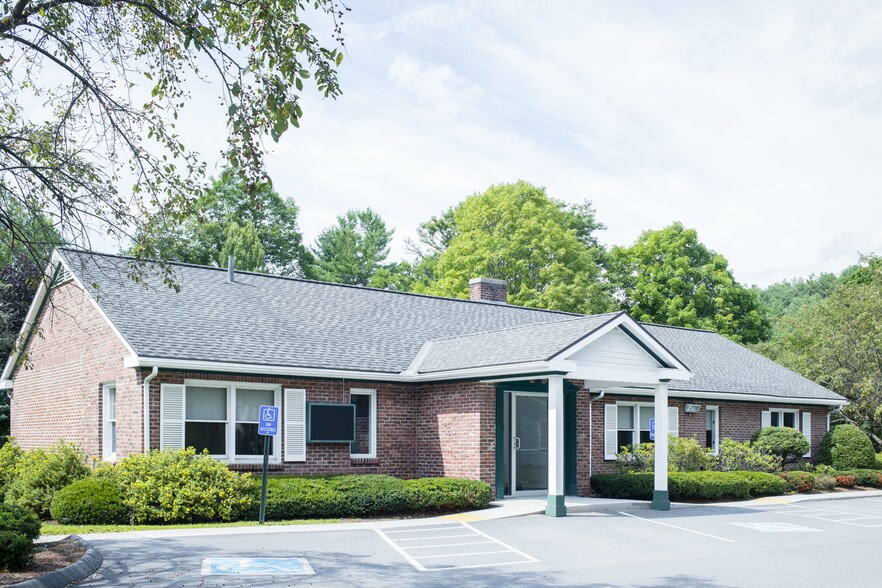 48 Main St, Chester, VT for sale - Building Photo - Image 1 of 1