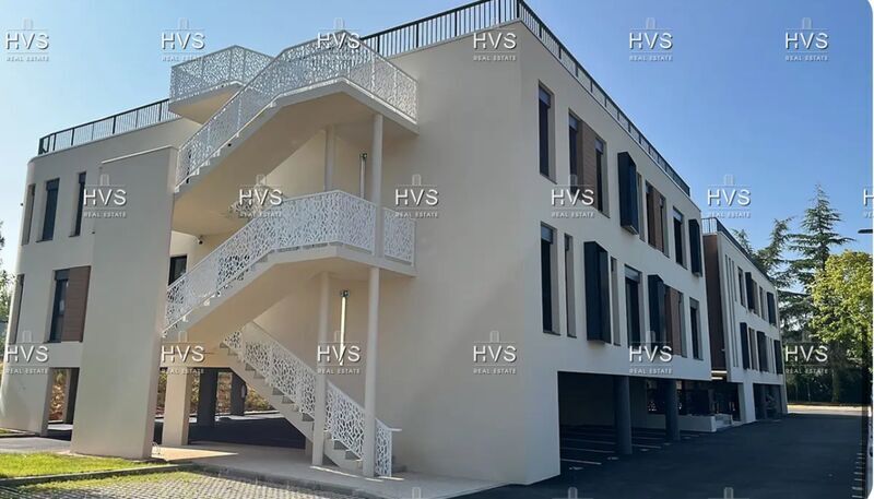 106 Rd 96, Meyreuil for lease Building Photo- Image 1 of 12