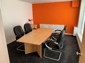 New Rd, Littleborough for lease Interior Photo- Image 2 of 5