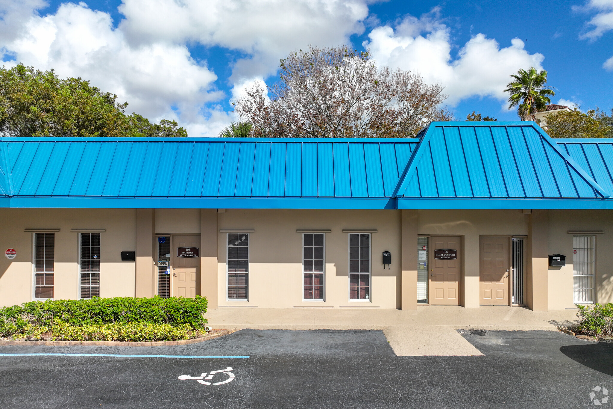 2501 W Hillsboro Blvd, Deerfield Beach, FL for lease Building Photo- Image 1 of 2