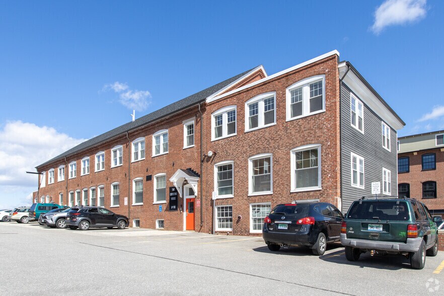 24 Pearl St, Biddeford, ME for sale - Primary Photo - Image 1 of 1