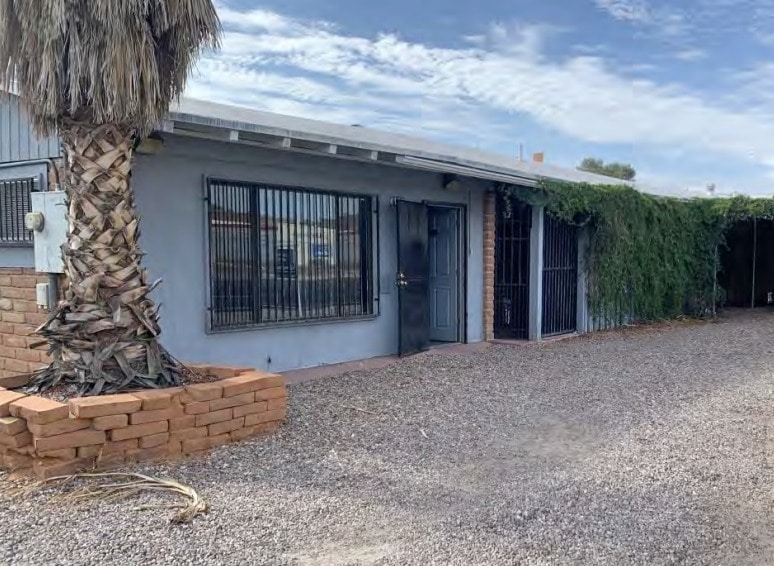 4164 N Flowing Wells Rd, Tucson, AZ for lease - Building Photo - Image 1 of 7