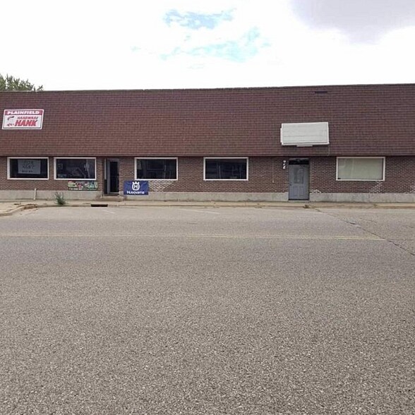 112 S Main St, Plainfield, WI for sale - Primary Photo - Image 1 of 1