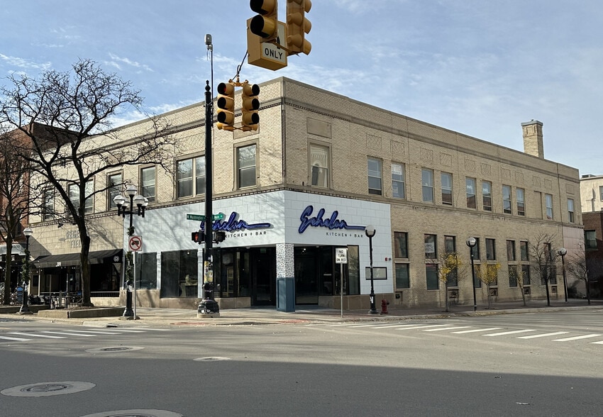 204-206 S Main St, Ann Arbor, MI for lease - Building Photo - Image 1 of 3