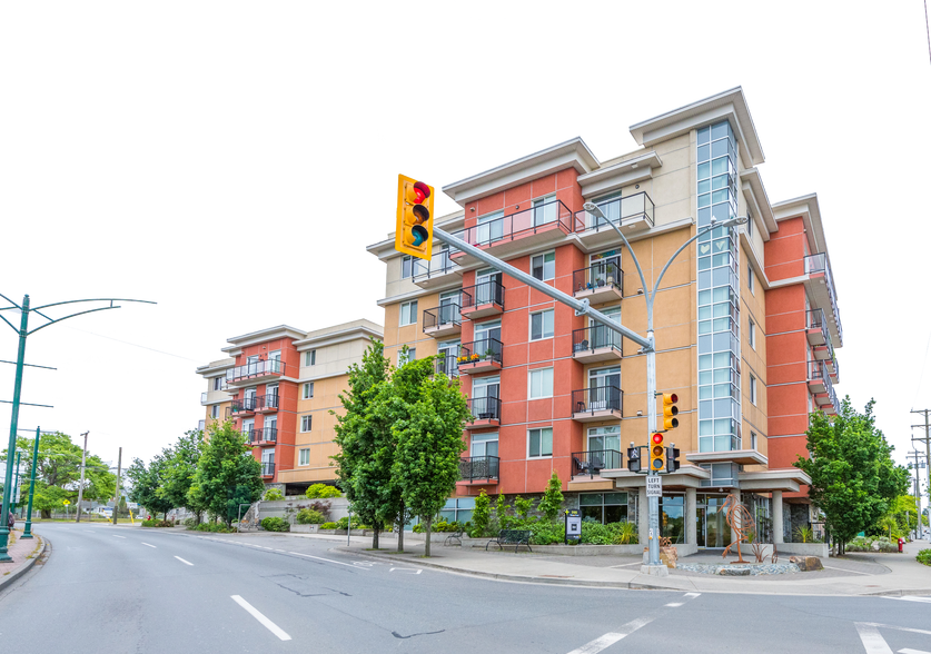 Heron’s Landing portfolio of 2 properties for sale on LoopNet.com - Building Photo - Image 2 of 8