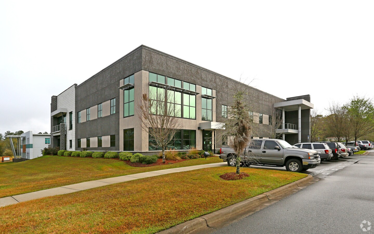 2082 Summit Lake Dr, Tallahassee, FL 32317