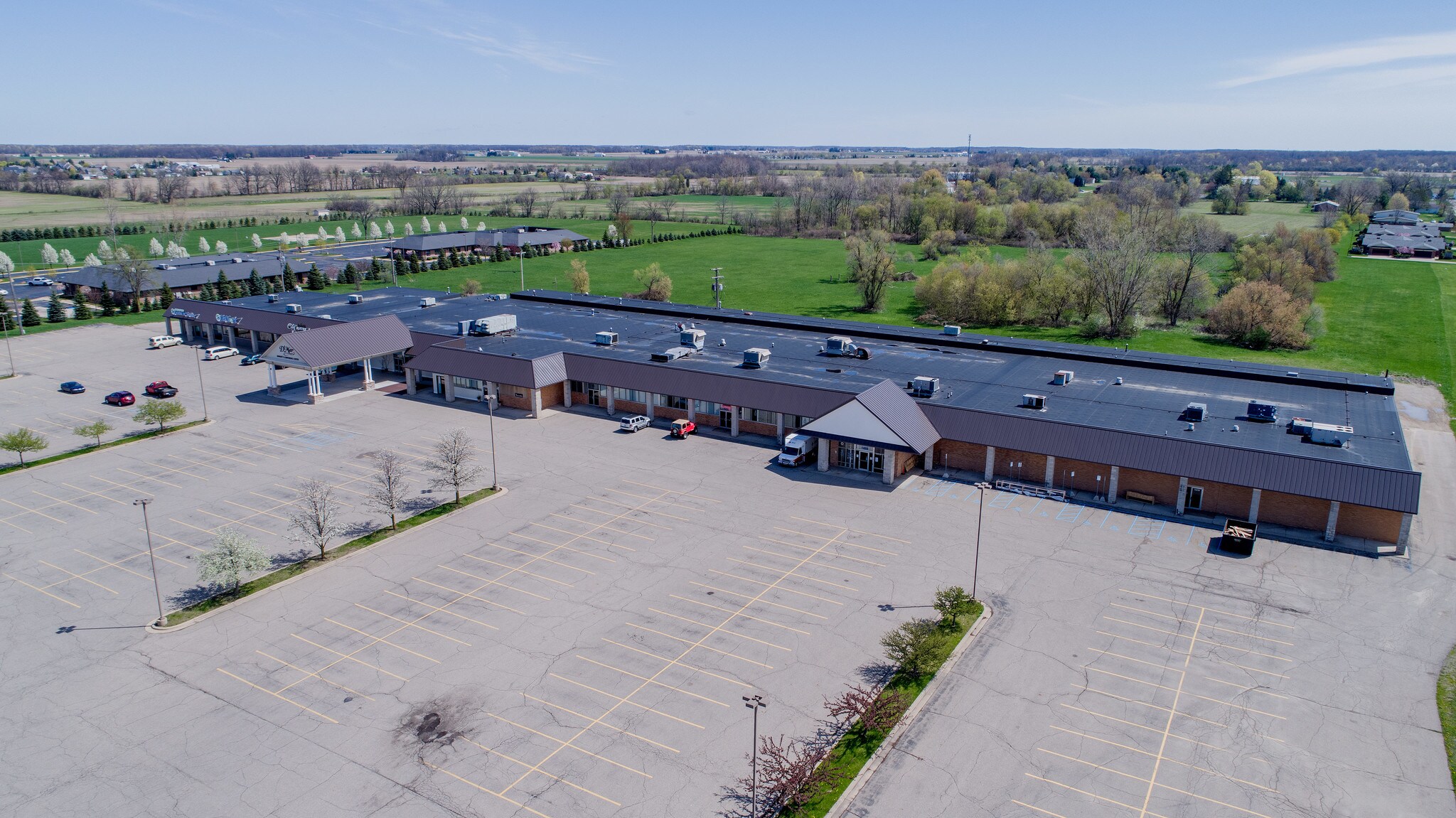 1470-1490 N M 52, Owosso, MI for sale Building Photo- Image 1 of 1