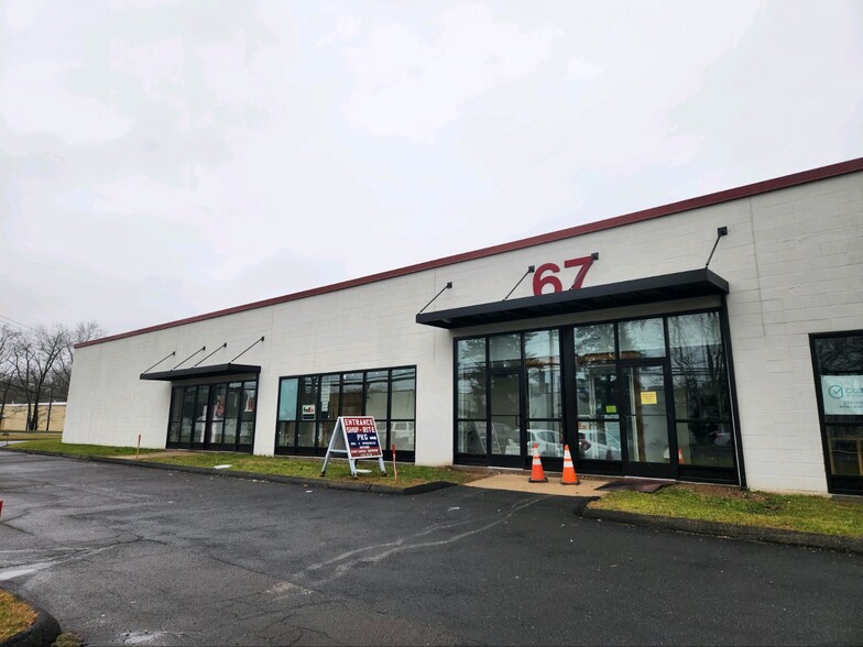 67 N Branford Rd, Branford, CT for lease - Building Photo - Image 1 of 14