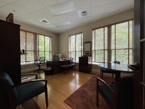 1514 S Church St, Charlotte, NC for lease Interior Photo- Image 2 of 6