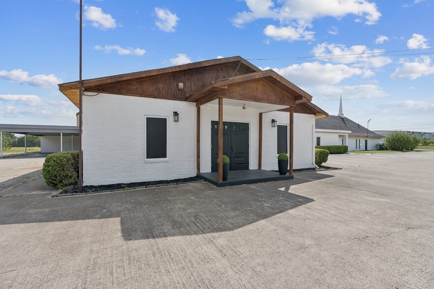 200 Carr Ln, Duncanville, TX for sale - Building Photo - Image 2 of 21