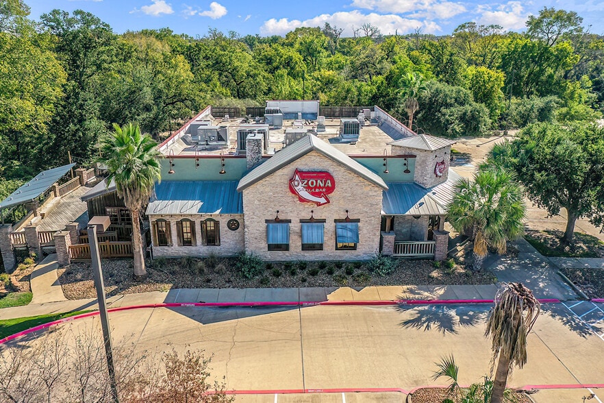 520 Harvey Rd, College Station, TX for lease - Building Photo - Image 3 of 10