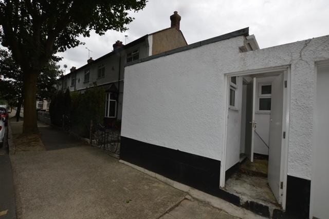 50 Dore Avenue Ave, London for sale Building Photo- Image 1 of 1