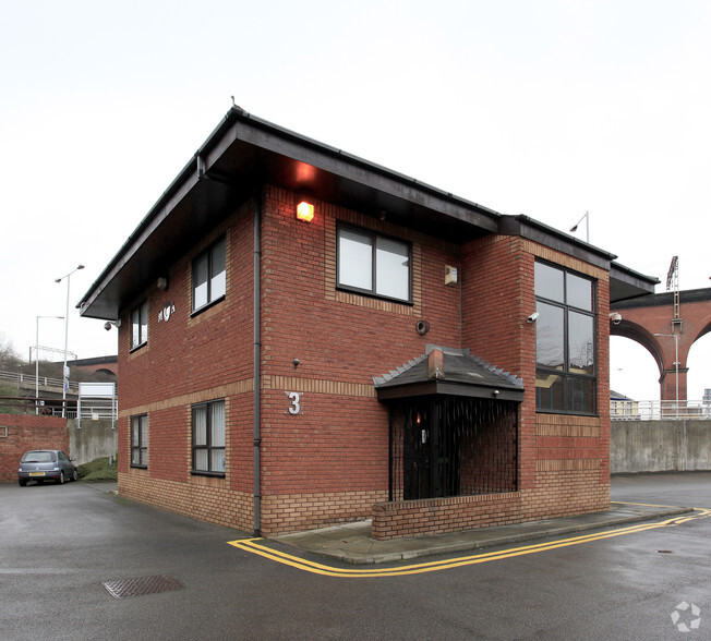 Heaton Ln, Stockport for lease - Primary Photo - Image 1 of 2