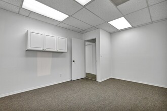 3721 W Michigan Ave, Lansing, MI for lease Interior Photo- Image 1 of 5