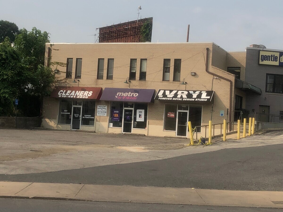 1420 Macdade Blvd, Darby, PA 19023