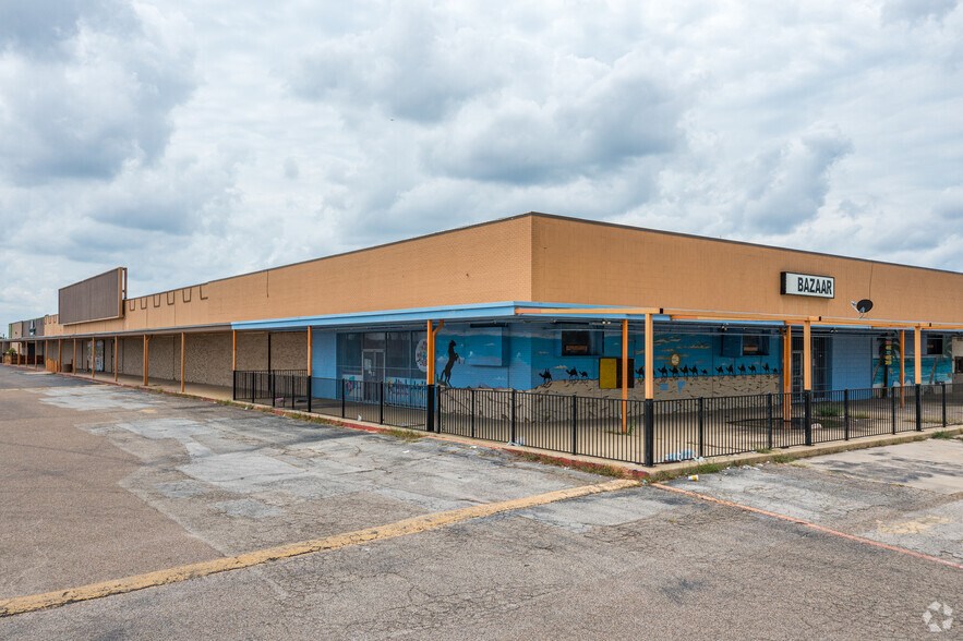 4820 South Fwy, Fort Worth, TX for sale - Building Photo - Image 2 of 14