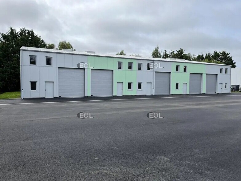Flex in Novillers for sale - Building Photo - Image 1 of 10