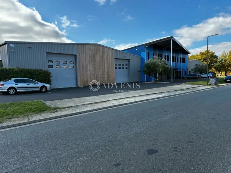 Flex in Azay-le-Rideau for sale - Building Photo - Image 1 of 12