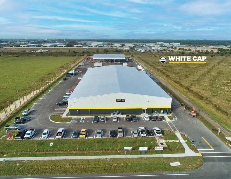 348 Griffin Blvd, Panama City Beach, FL for sale - Building Photo - Image 1 of 1