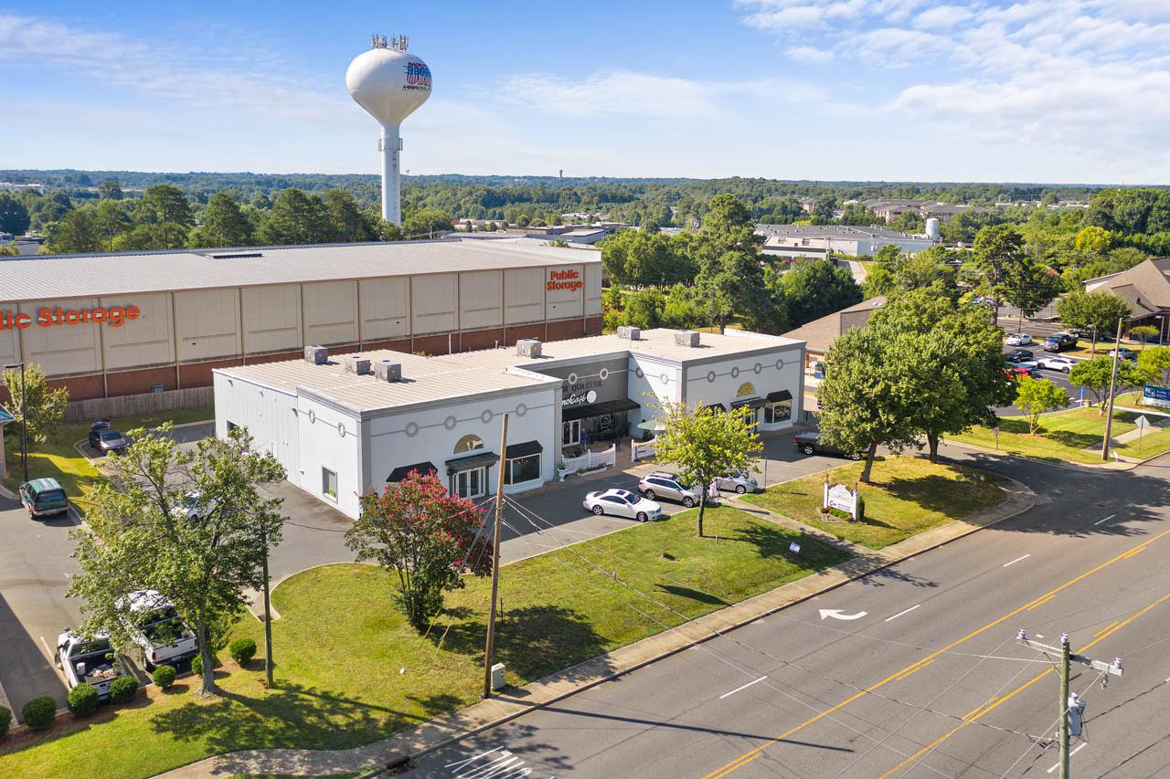 129 Williamson Rd, Mooresville, NC for lease Building Photo- Image 1 of 7