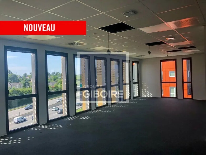 Office in Rennes for lease - Interior Photo - Image 2 of 4
