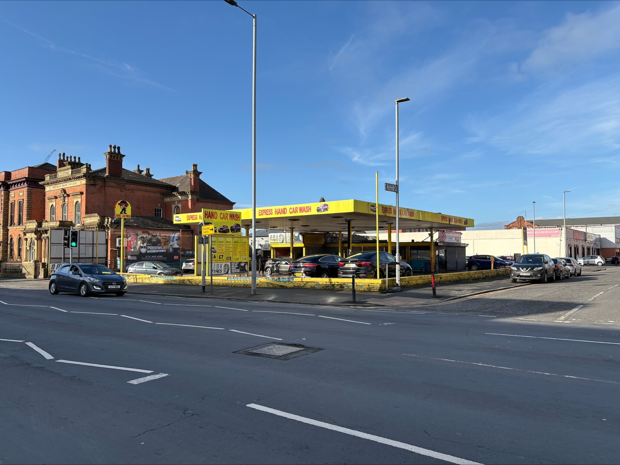 111 Cheetham Hill Rd, Manchester for sale Building Photo- Image 1 of 4