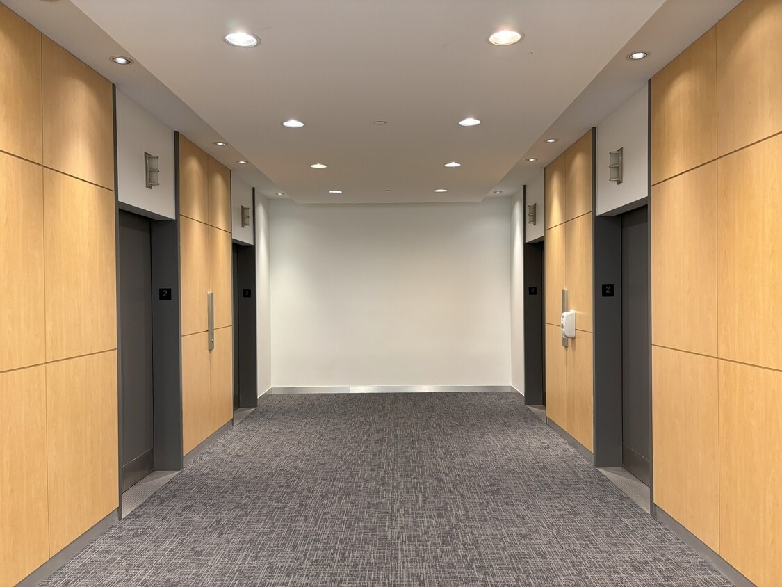 707 7th Ave SW, Calgary, AB for lease Interior Photo- Image 1 of 5