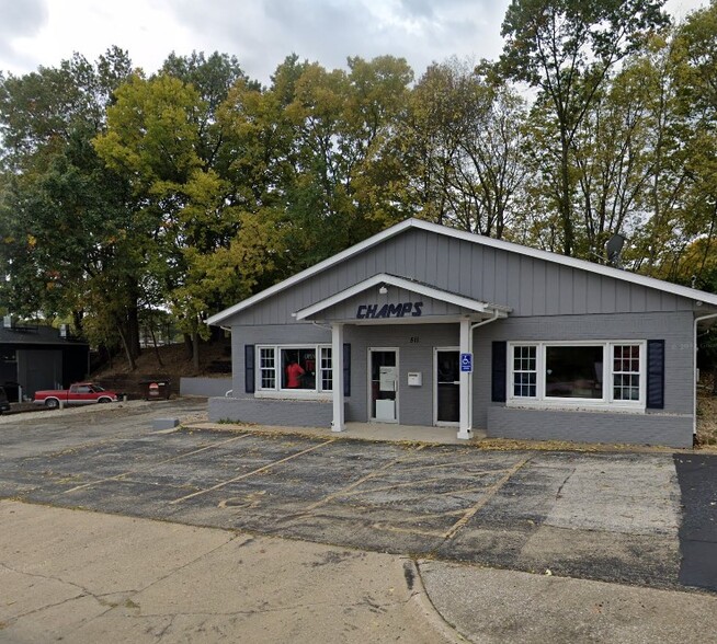 511 N Brush College Rd, Decatur, IL for lease - Primary Photo - Image 1 of 2