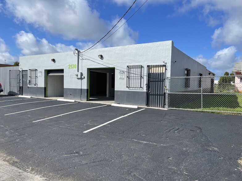 2130 SW 56th Ter, West Park, FL for lease - Building Photo - Image 2 of 23