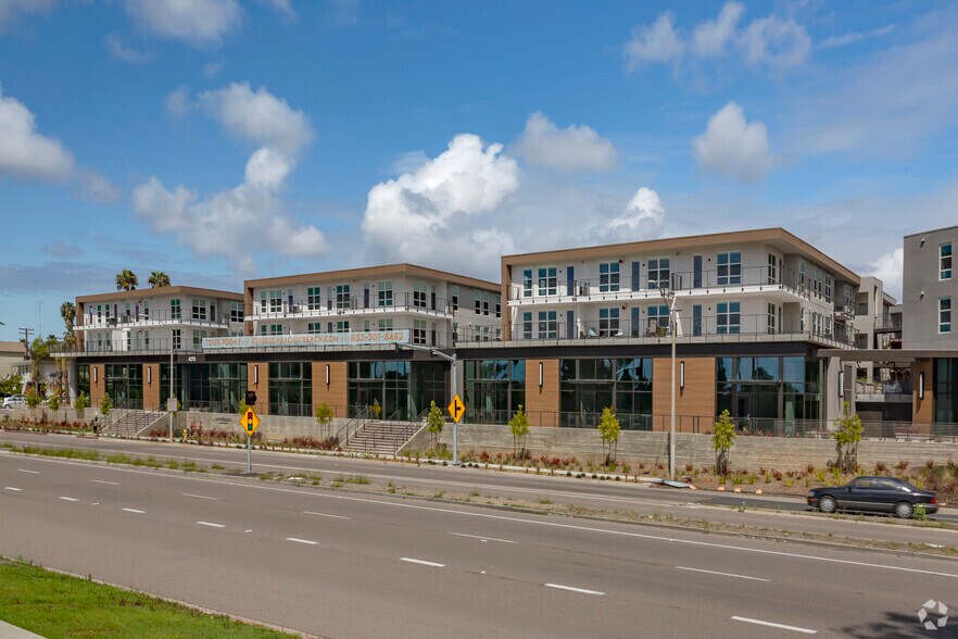 4275 Mission Bay Dr, San Diego, CA for lease - Building Photo - Image 2 of 11