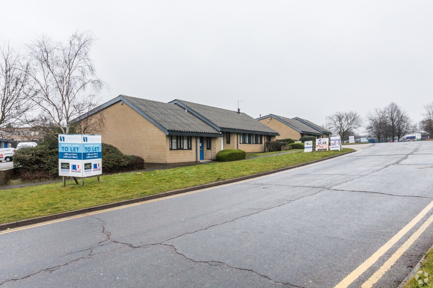 1-2 Stafford Pl, Northampton for lease - Building Photo - Image 2 of 4