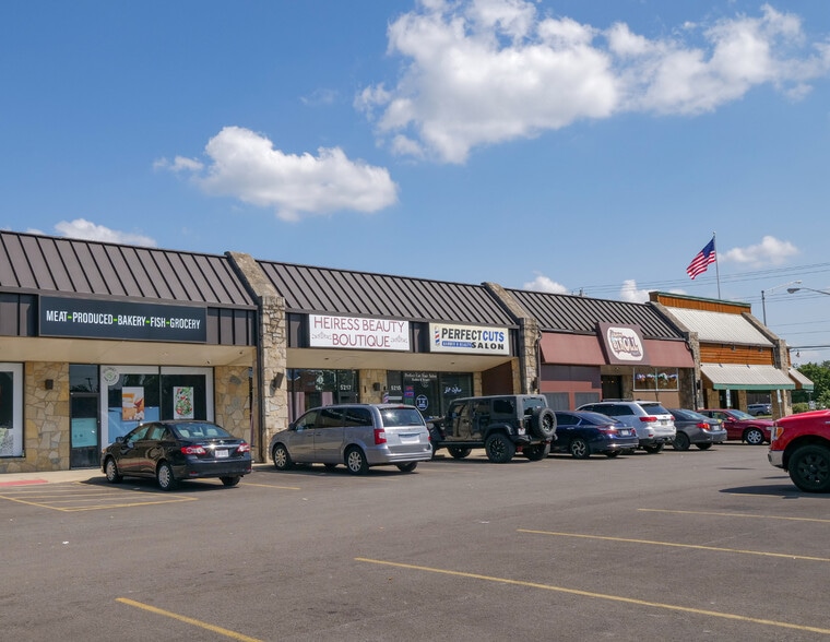 1440-1540 Bethel Rd, Columbus, OH for lease - Building Photo - Image 2 of 9