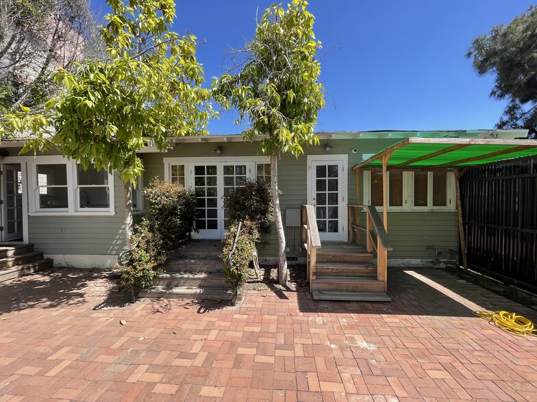 2116 Main St, Santa Monica, CA for sale - Building Photo - Image 1 of 1