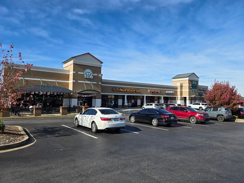 3321 N Main St, Anderson, SC for lease - Building Photo - Image 1 of 12