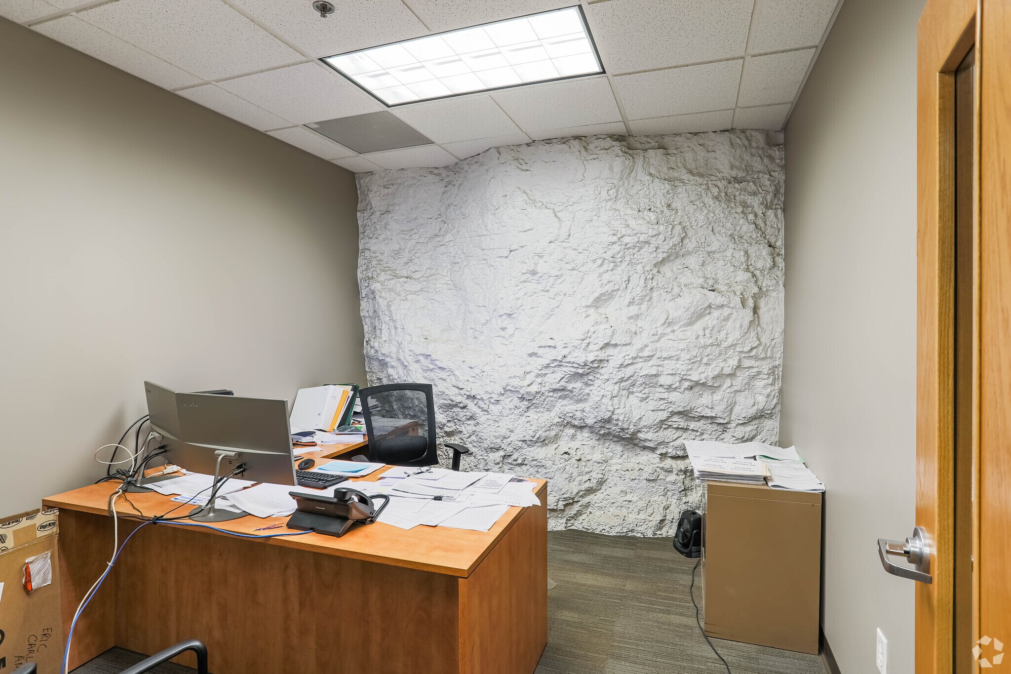 1605 Old Route 18, Wampum, PA 16157 Wampum Underground Commerce