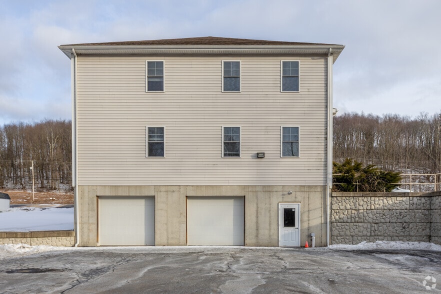 1310 Church St, Moscow, PA for lease - Building Photo - Image 3 of 11